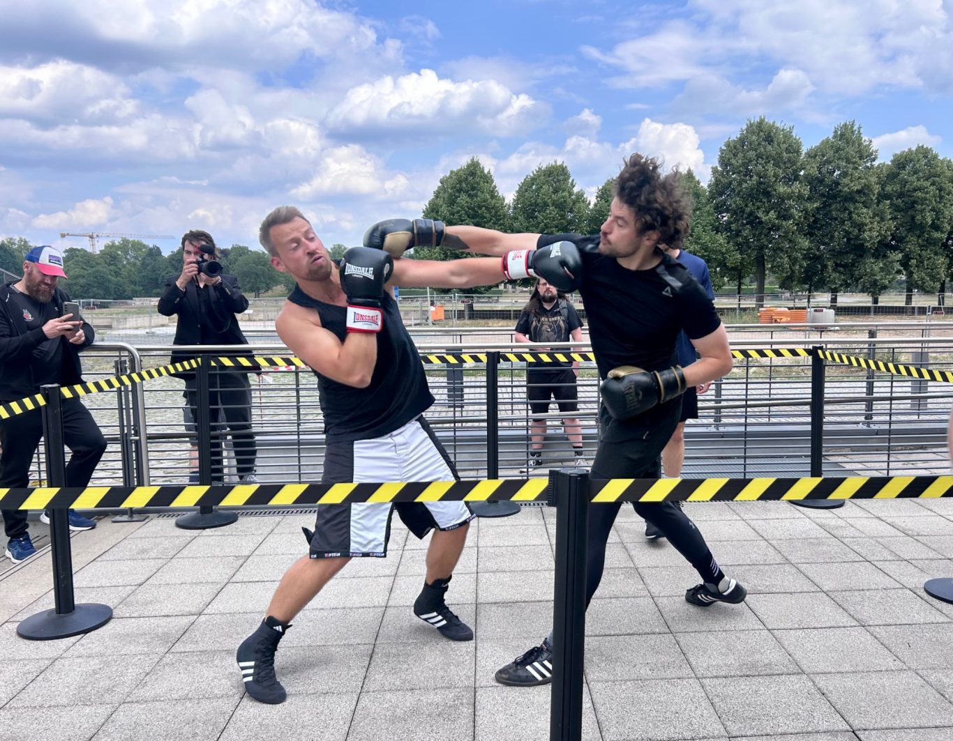 Demos von Chessboxing Cologne